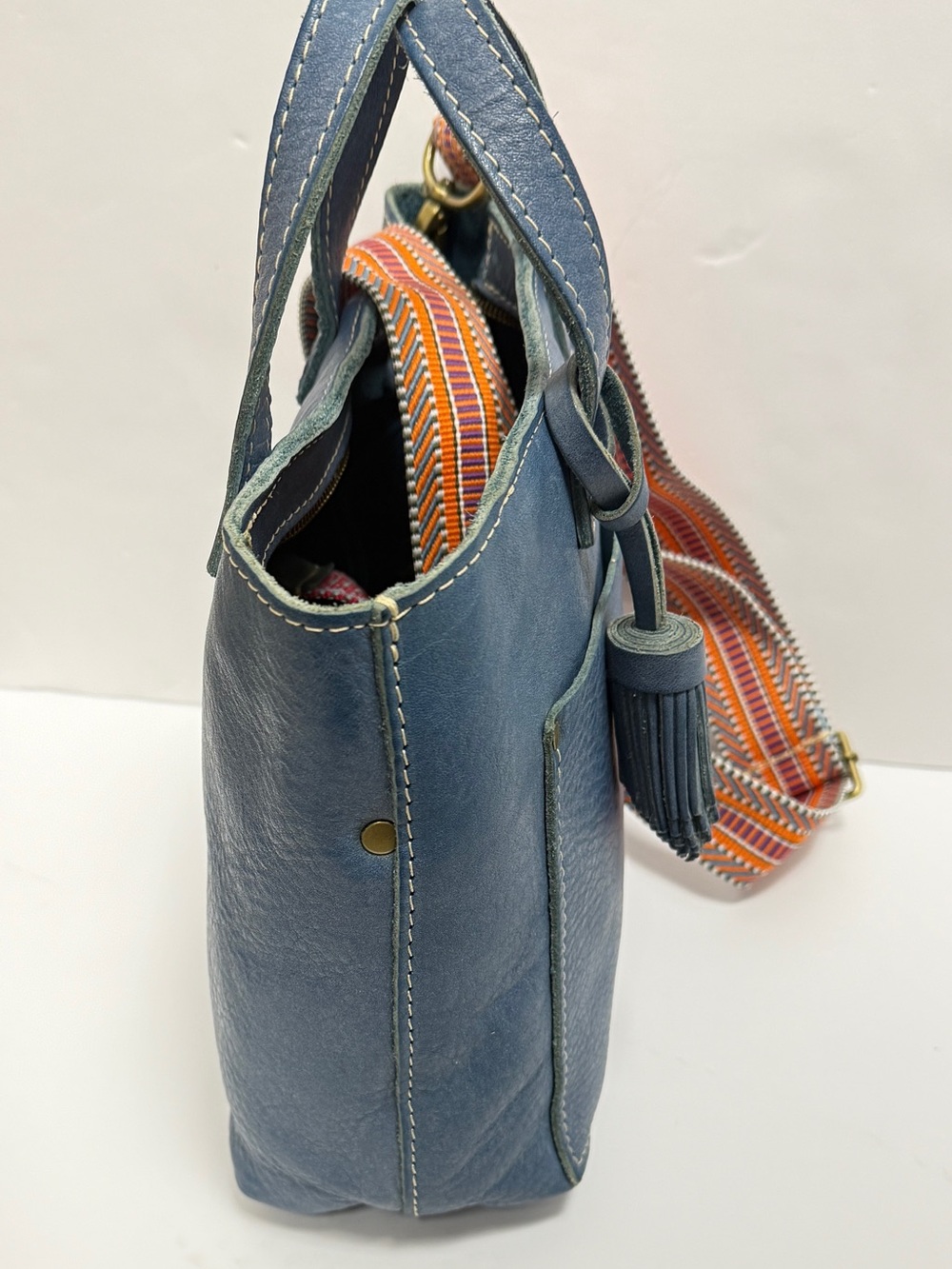 Portland small Leather Blue Leather Crossbody Bag with Tassel - Picture 13 of 14